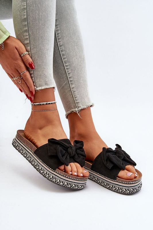 Clacquettes Step in style