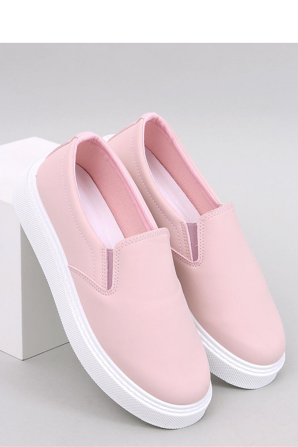 Slip-on Inello