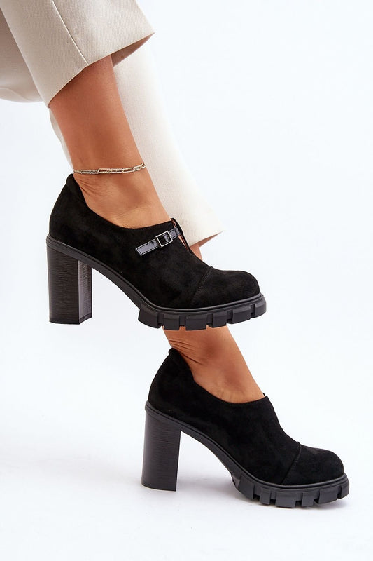 Step in style low heel shoes