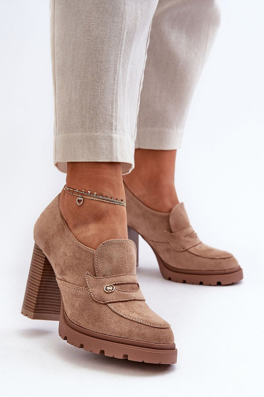 Step in style low heel shoes