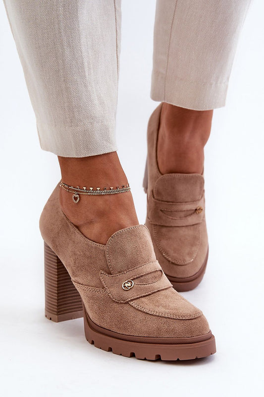 Step in style low heel shoes