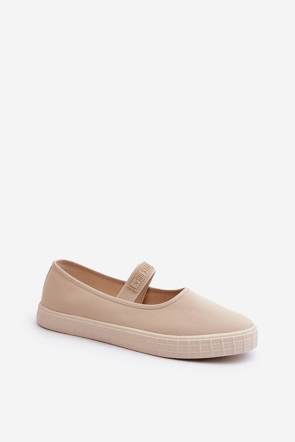 Step in style sneakers
