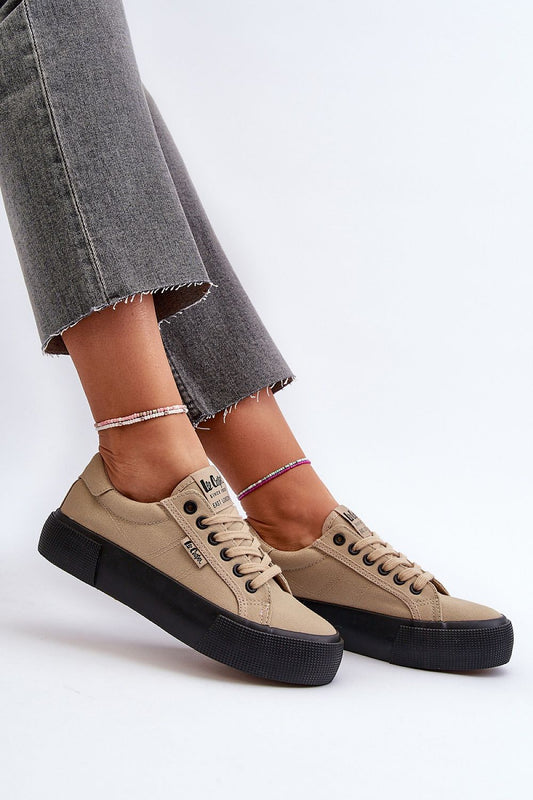 Step in style sneakers