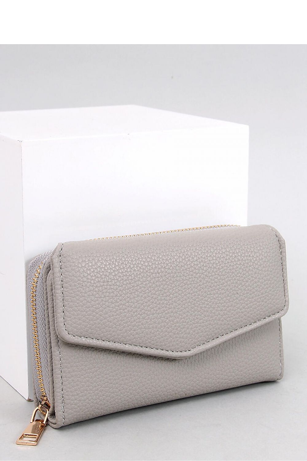 Women's wallet model 195073 Inello