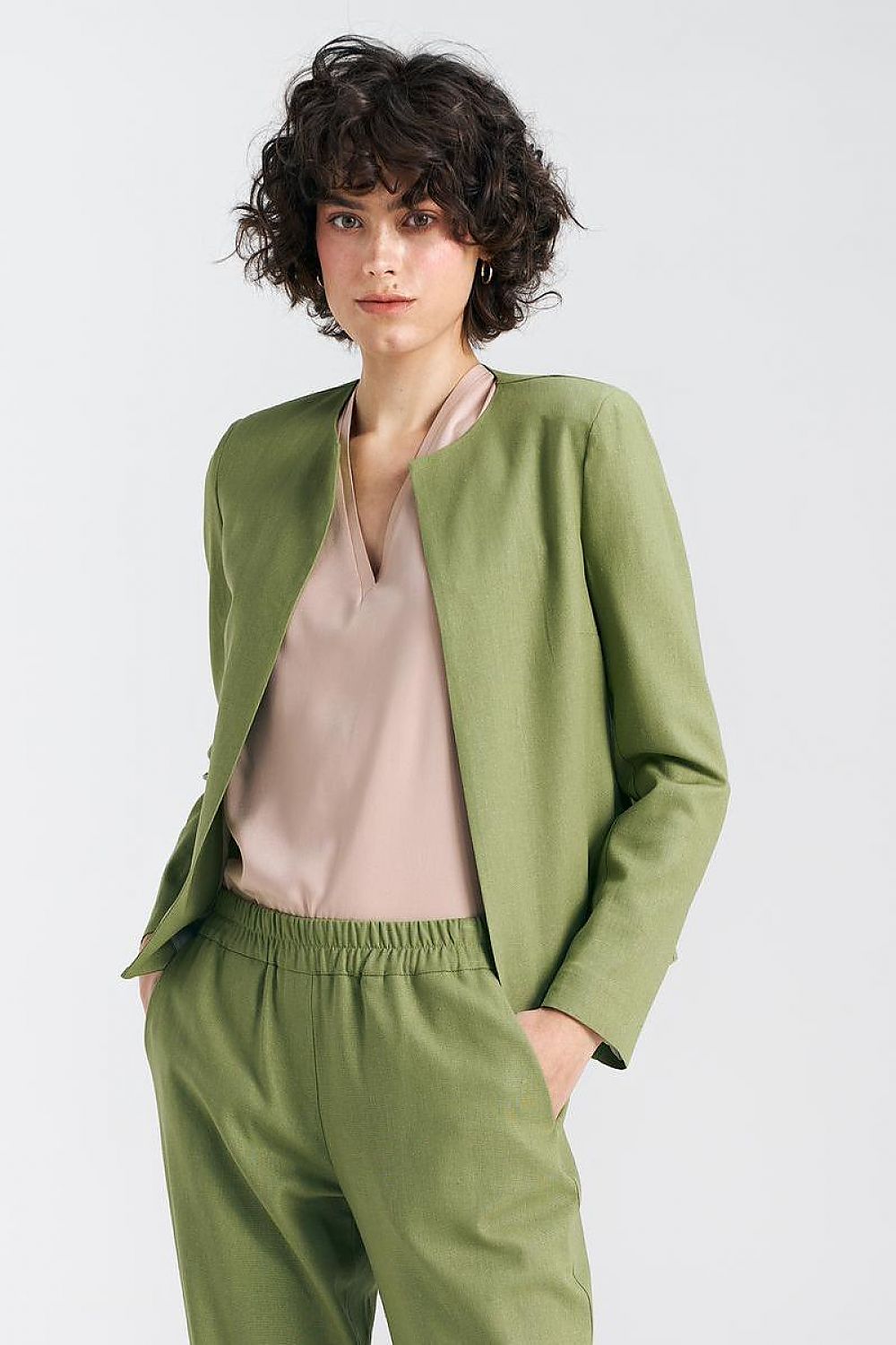 Blazer femme model 195462 Nife