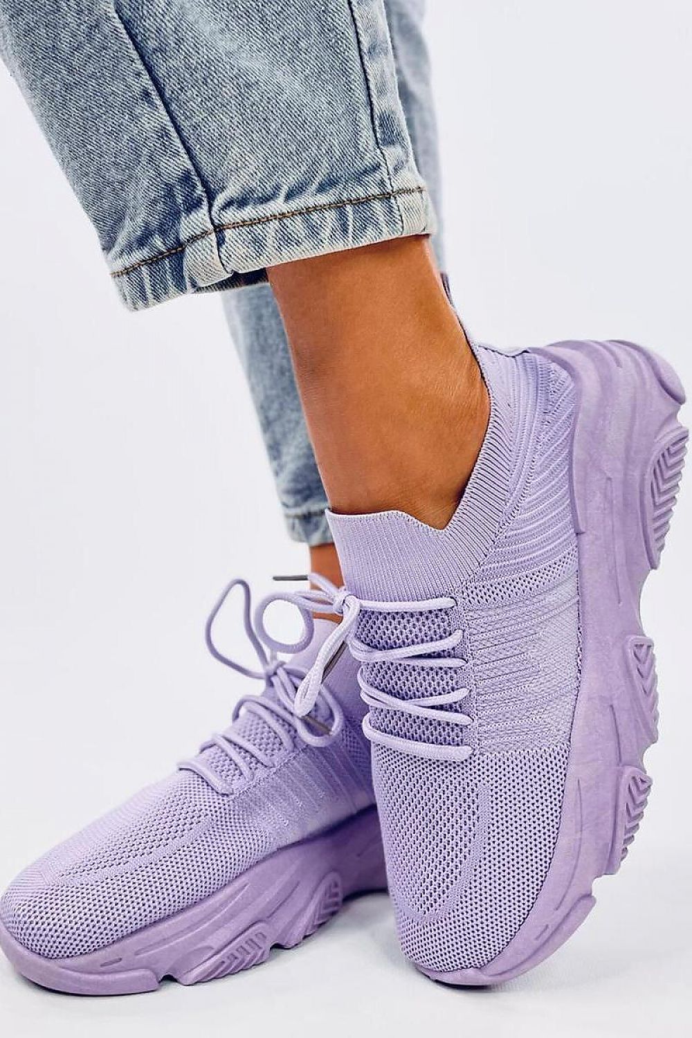 Sports shoes model 195615 Inello