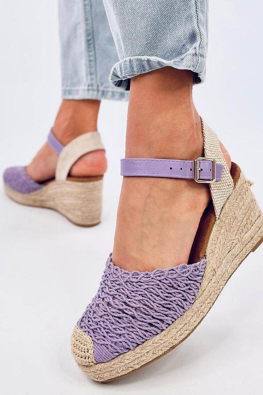 Cothurnes model 196043 Inello