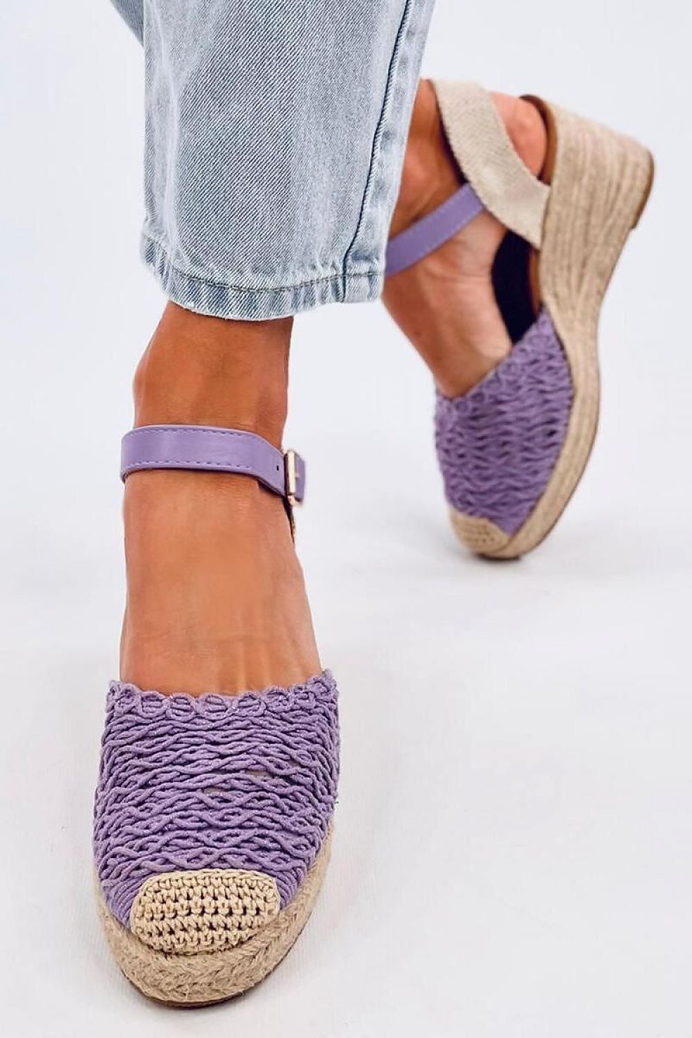 Cothurnes model 196043 Inello