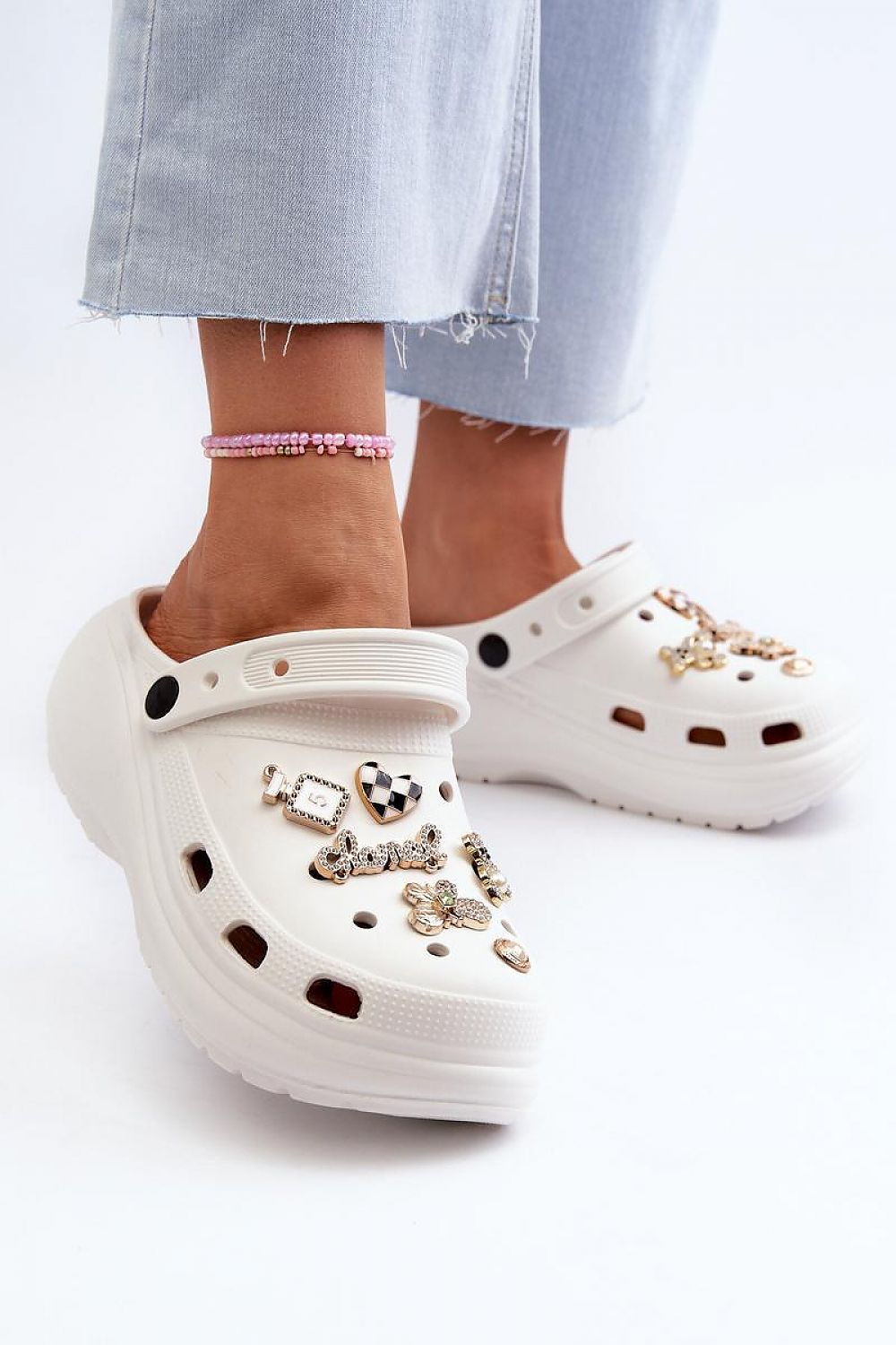 Clacquettes model 196225 Step in style