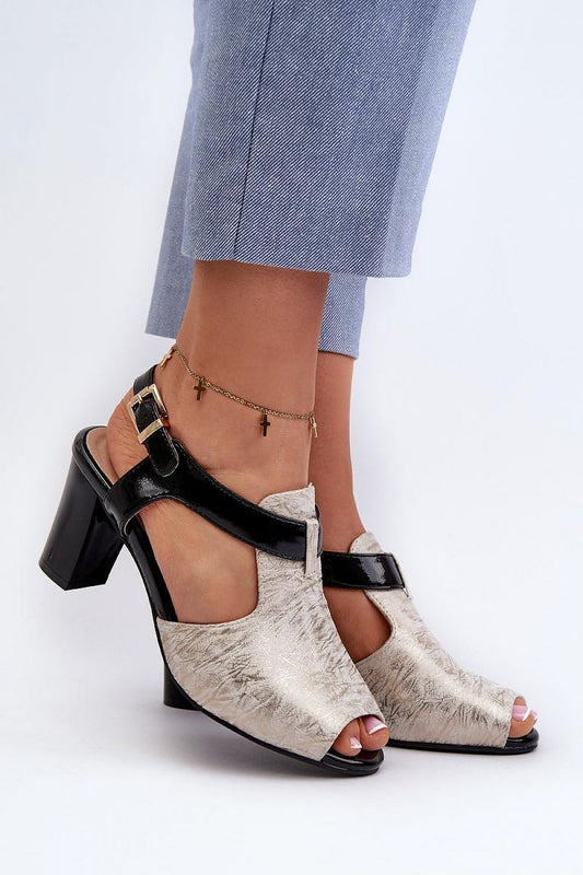 Clacquettes model 196231 Step in style