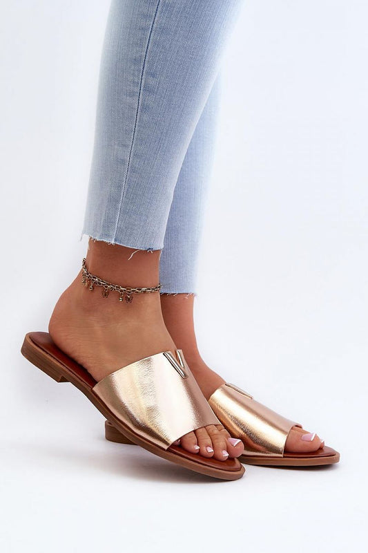 Clacquettes model 196343 Step in style
