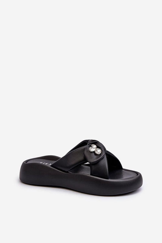 Clacquettes model 196420 Step in style