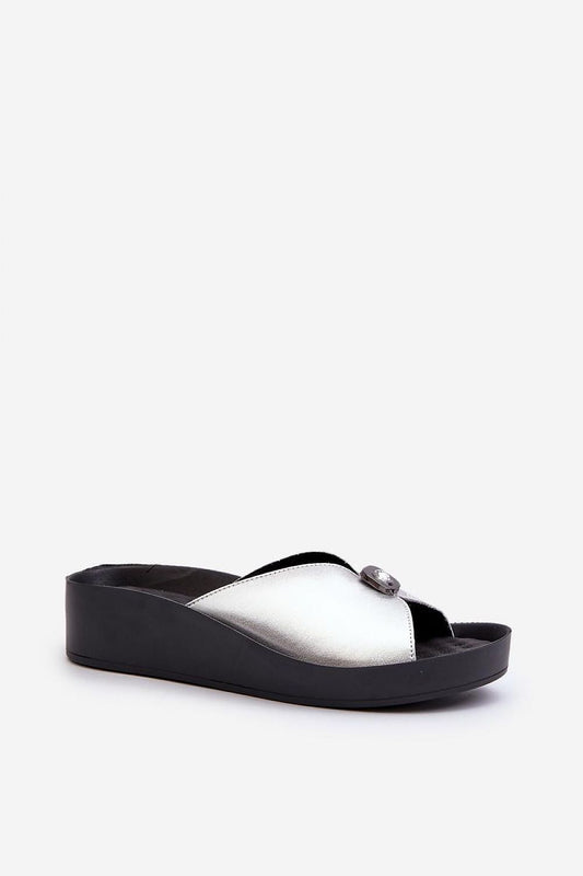 Clacquettes model 196677 Step in style