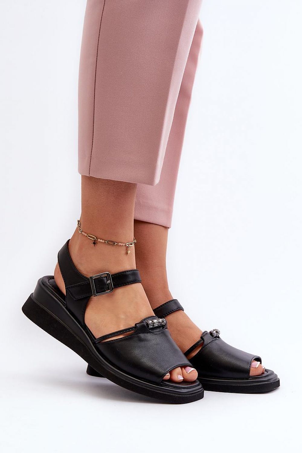 Buskins model 197102 Step in style