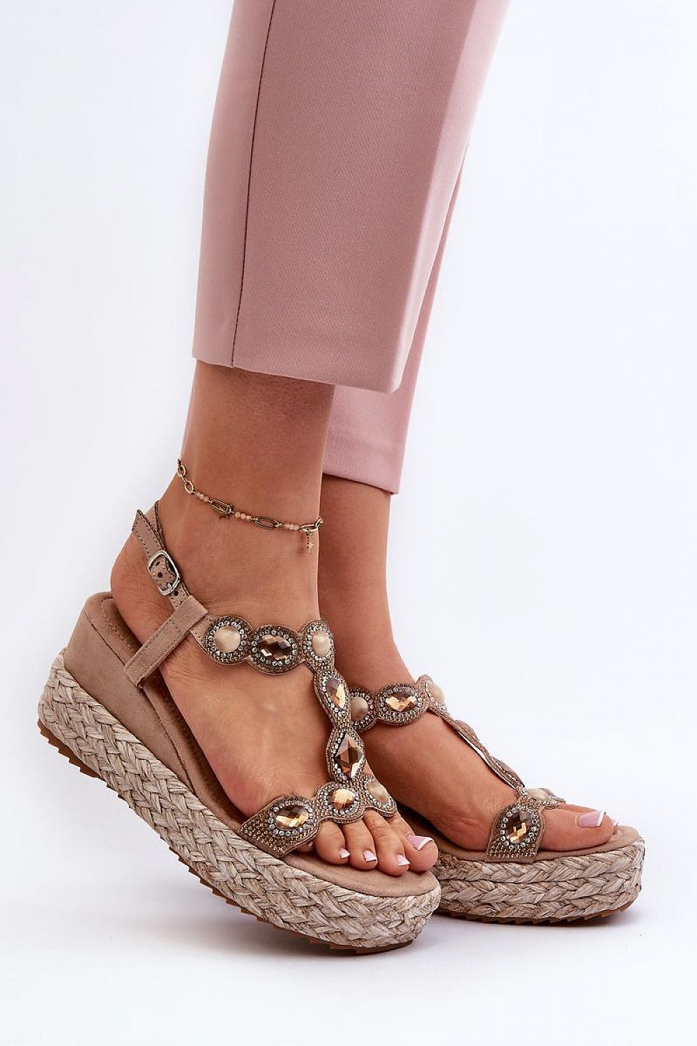 Buskins model 196960 Step in style