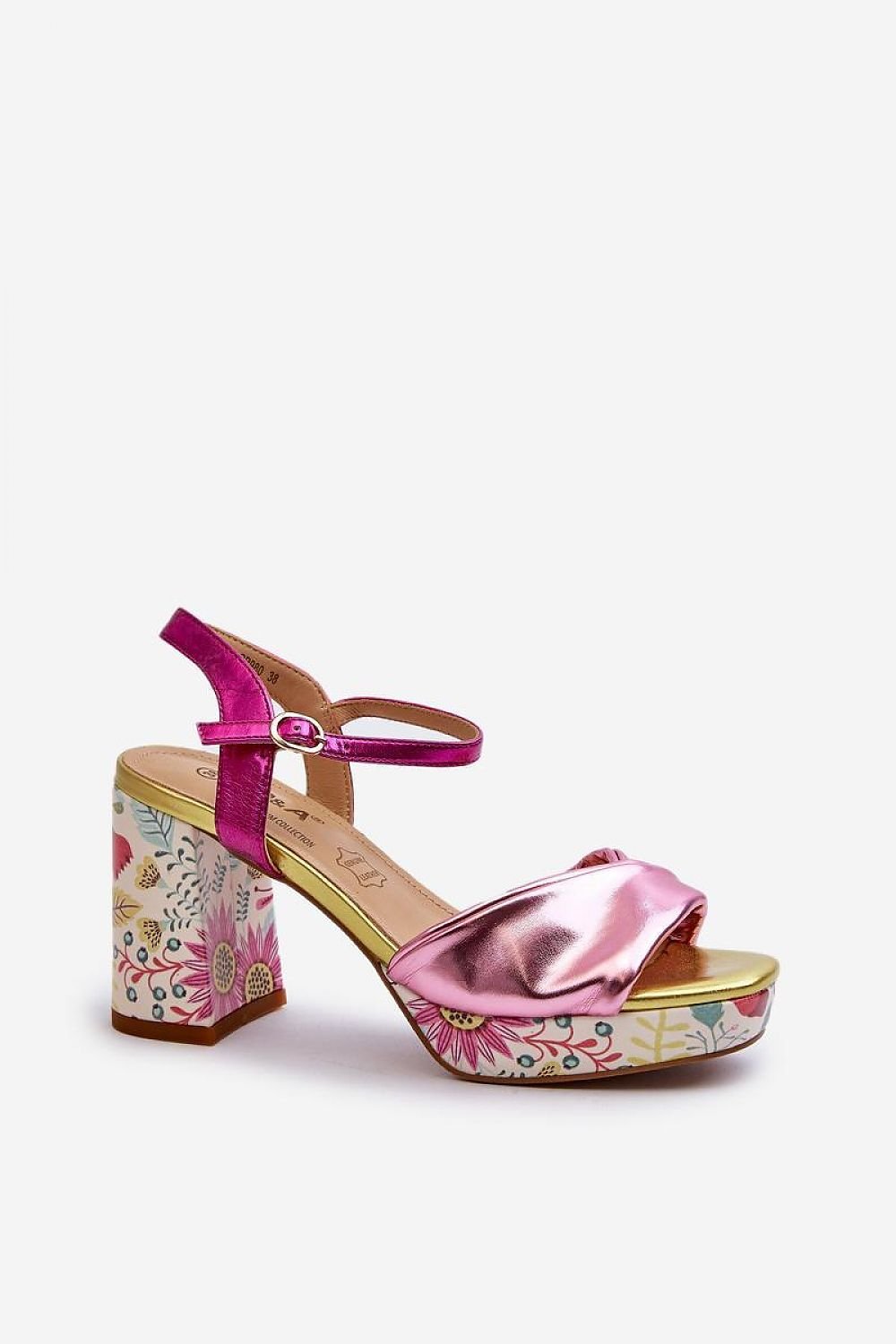 Heeled sandals model 196971 Step in style