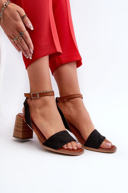 Heeled sandals model 197902 Step in style
