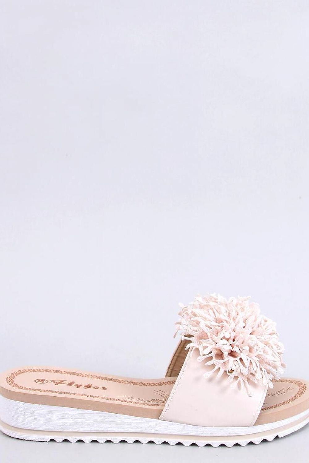 Slides model 197384 Inello