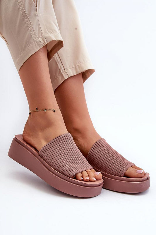 Slides model 197666 Step in style