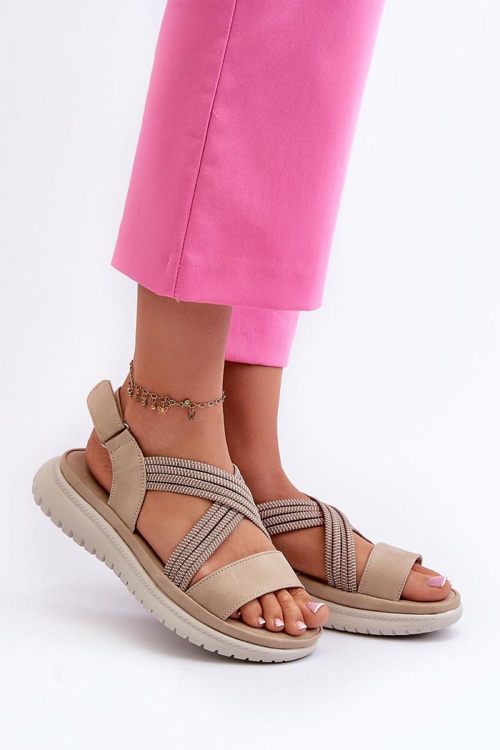 Buskins model 197711 Step in style