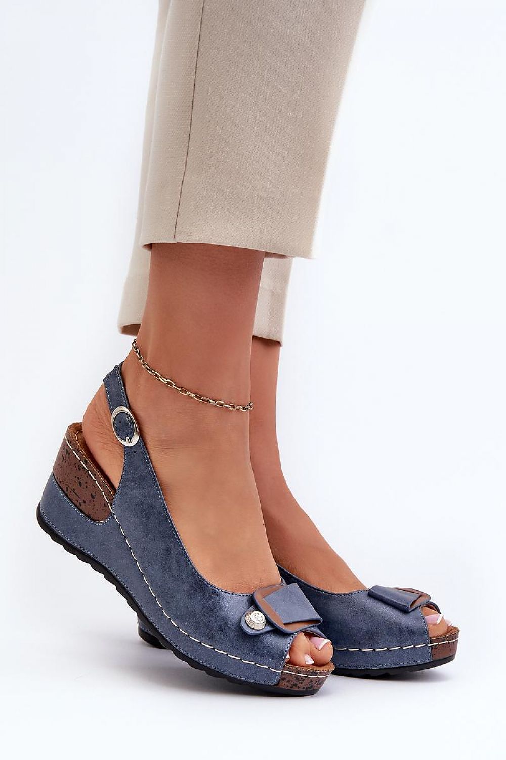 Cothurnes model 197716 Step in style