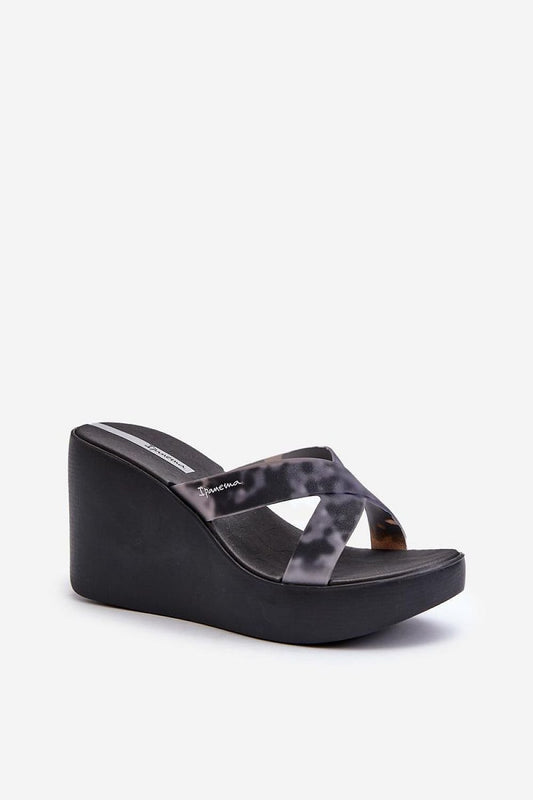 Clacquettes model 197719 Step in style