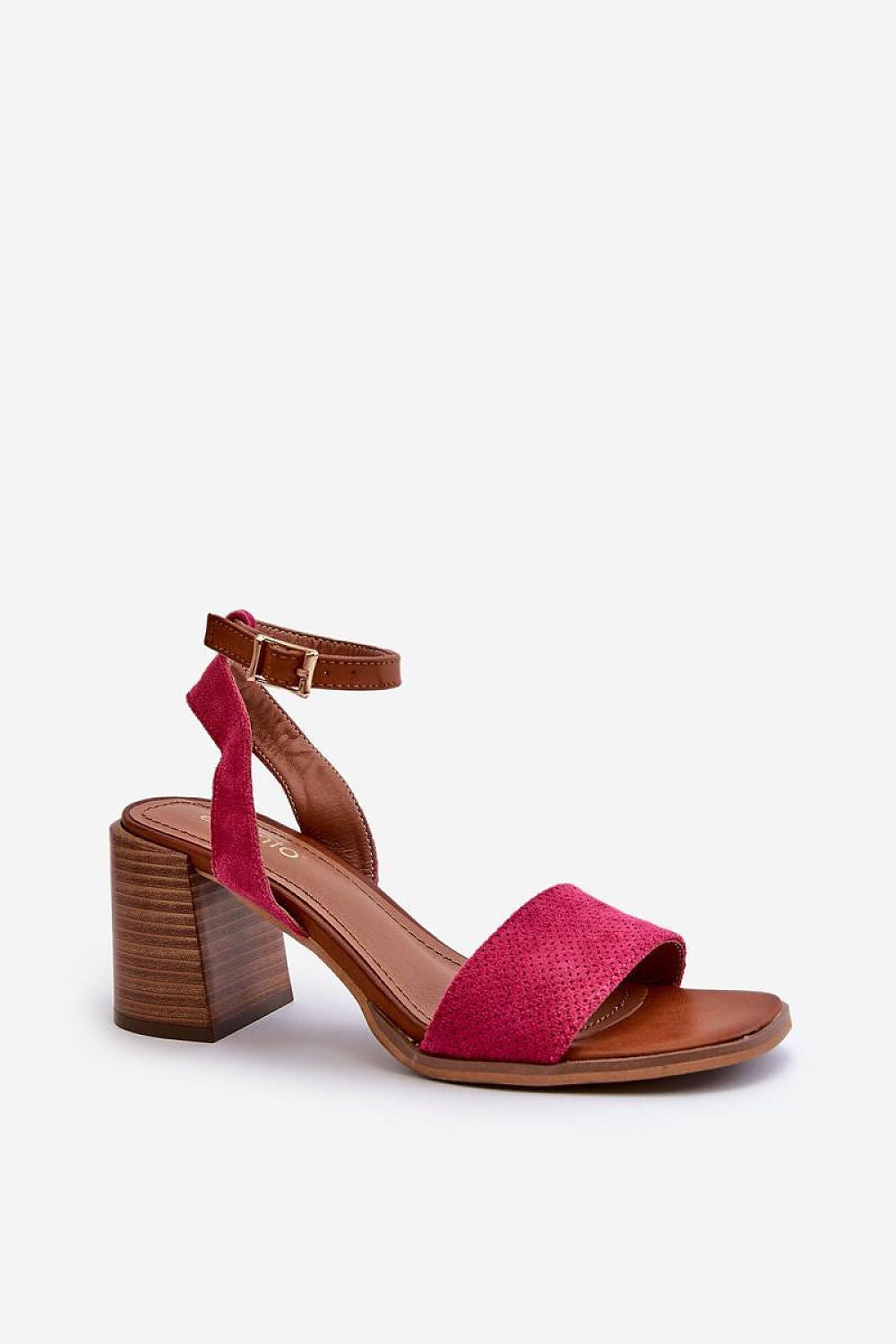 Heeled sandals model 197902 Step in style