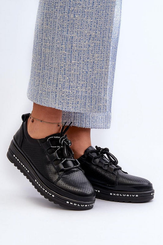 Low shoes model 198009 Step in style