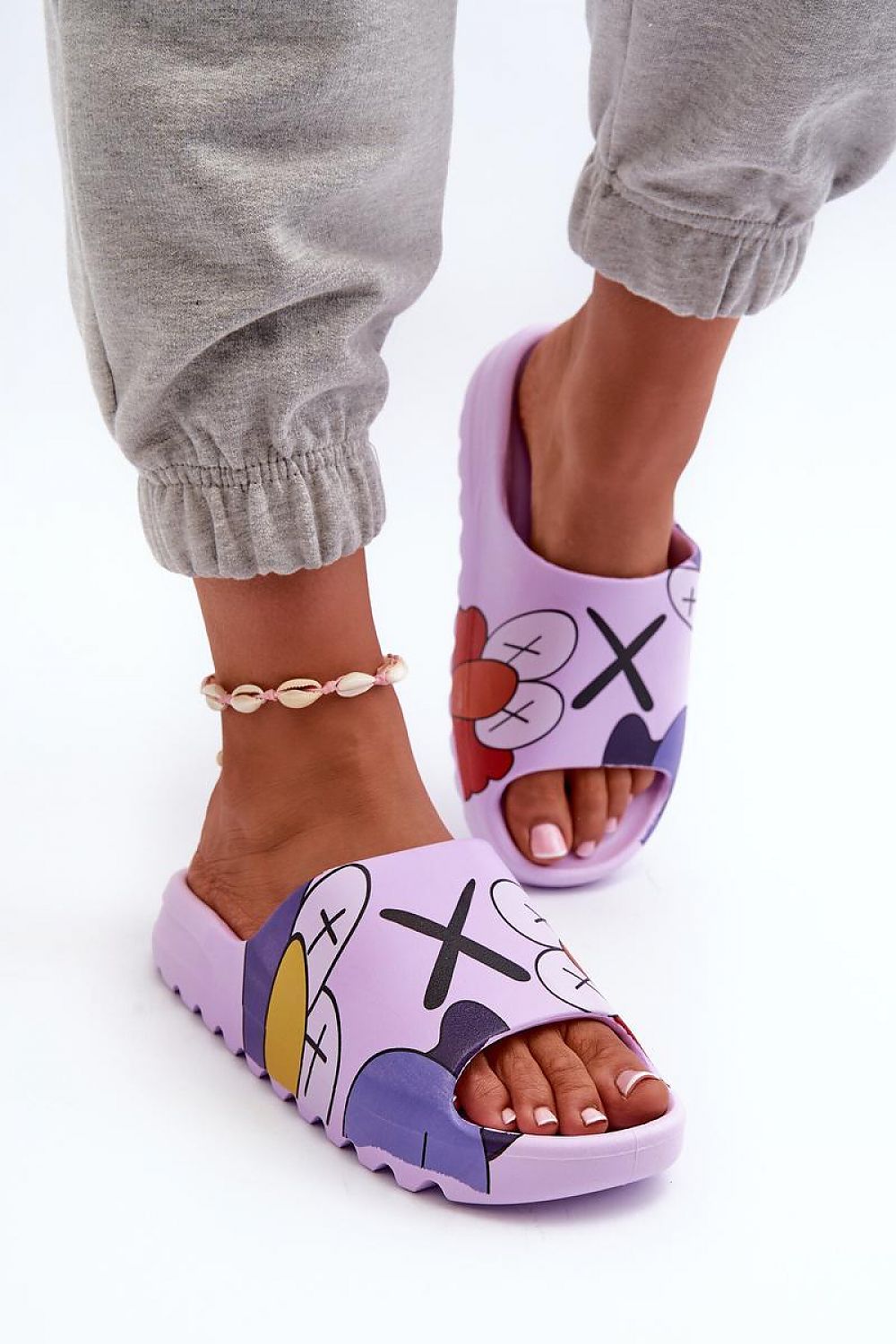 Clacquettes model 198173 Step in style