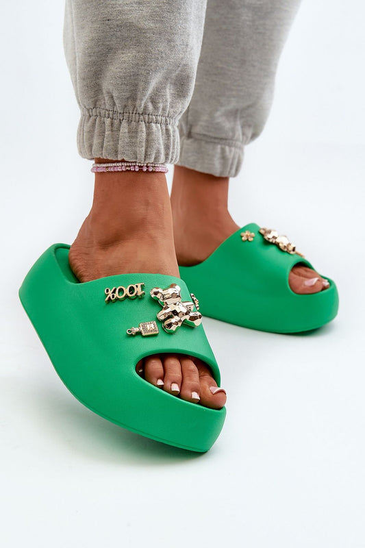 Clacquettes model 198600 Step in style