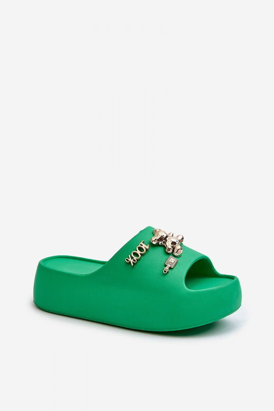 Clacquettes model 198600 Step in style