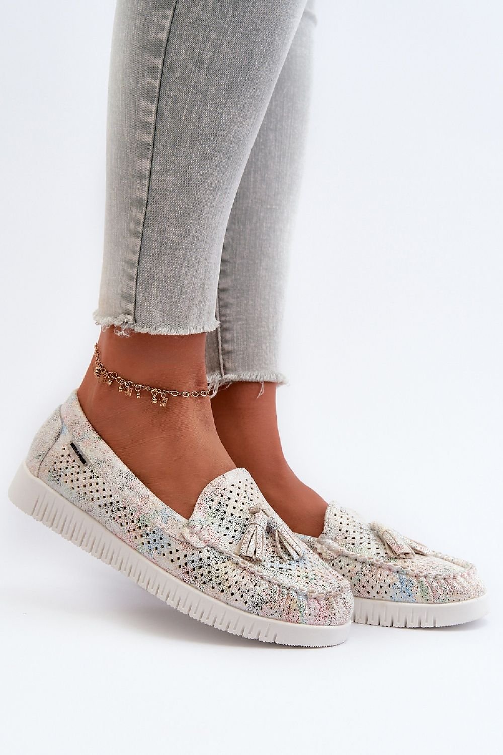 Moccasins model 198590 Step in style