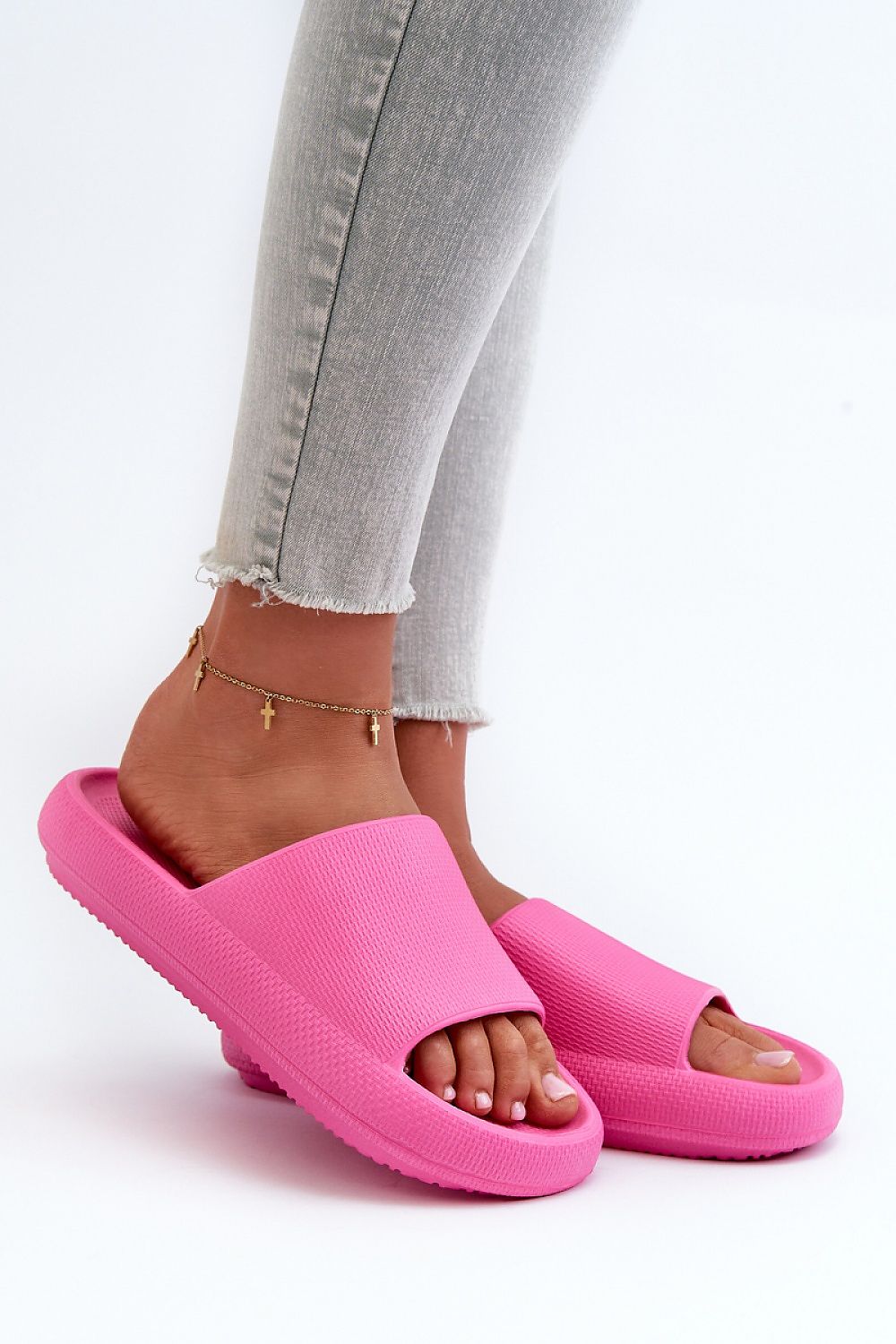 Clacquettes model 198704 Step in style