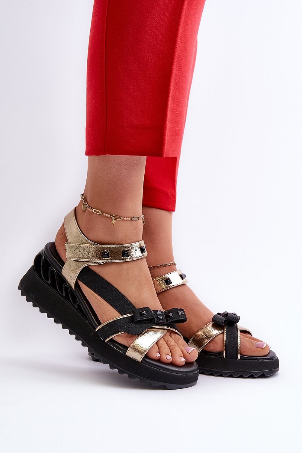 Buskins model 198801 Step in style
