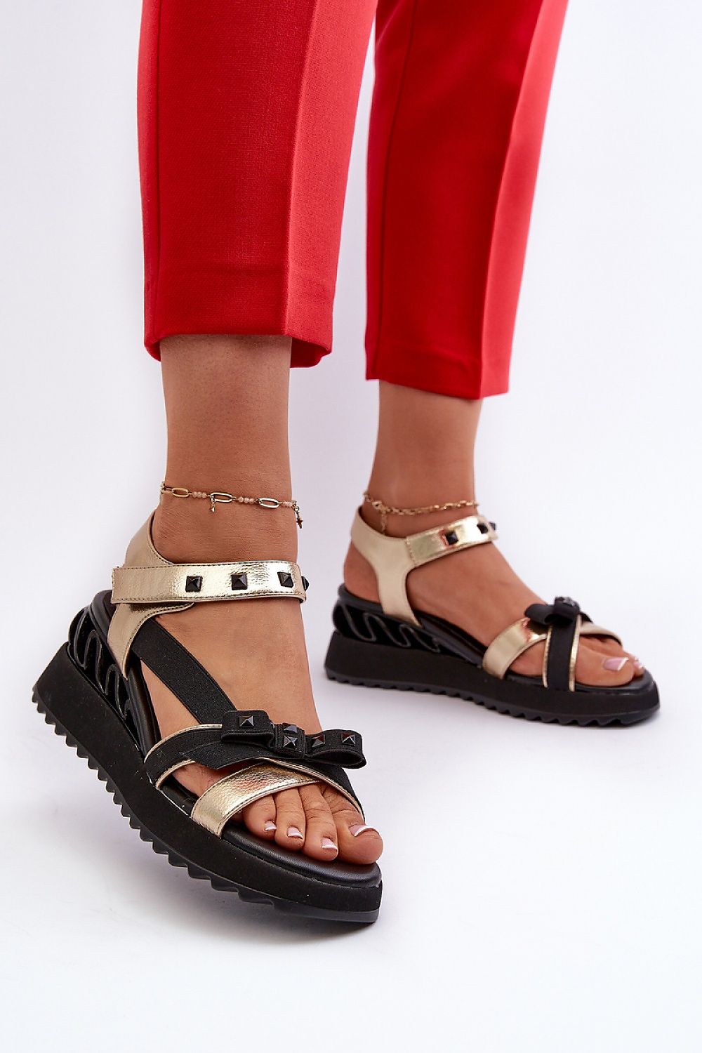 Buskins model 198801 Step in style