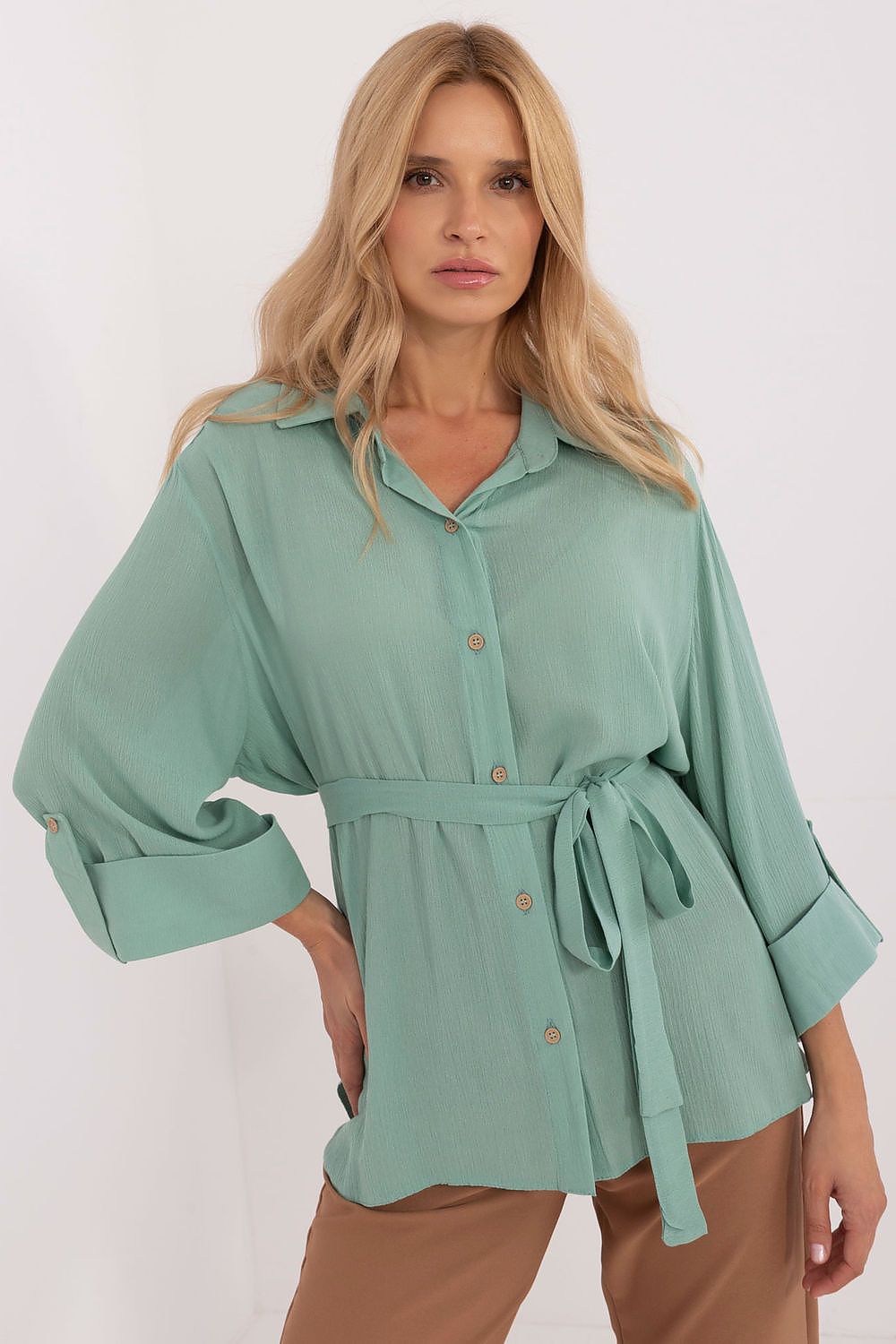 Shirt model 200315 Lakerta