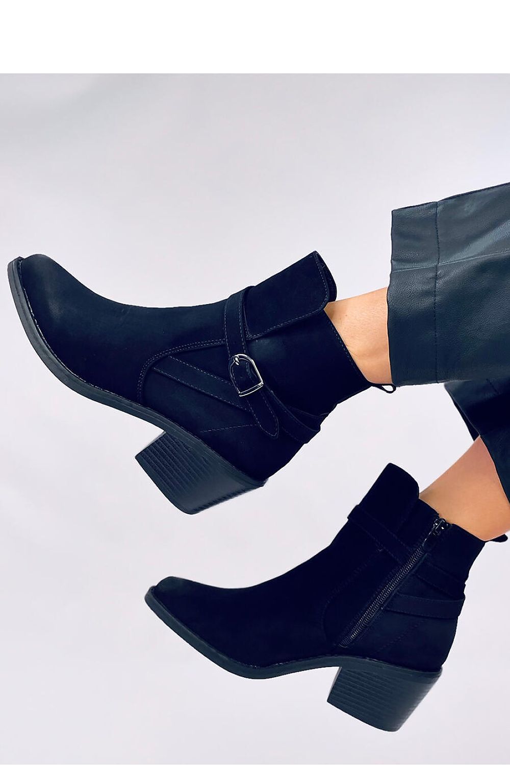 Heeled boots model 200632 Inello