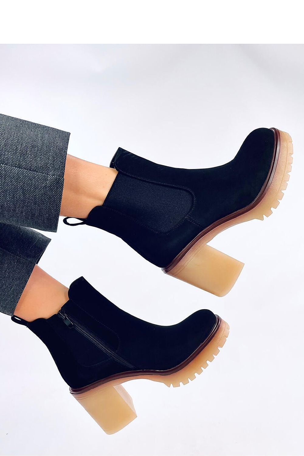 Heeled boots model 200636 Inello