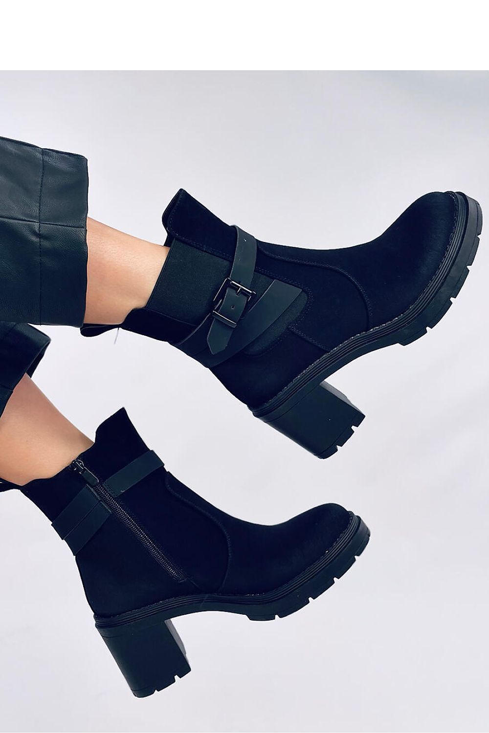 Heeled boots model 200645 Inello