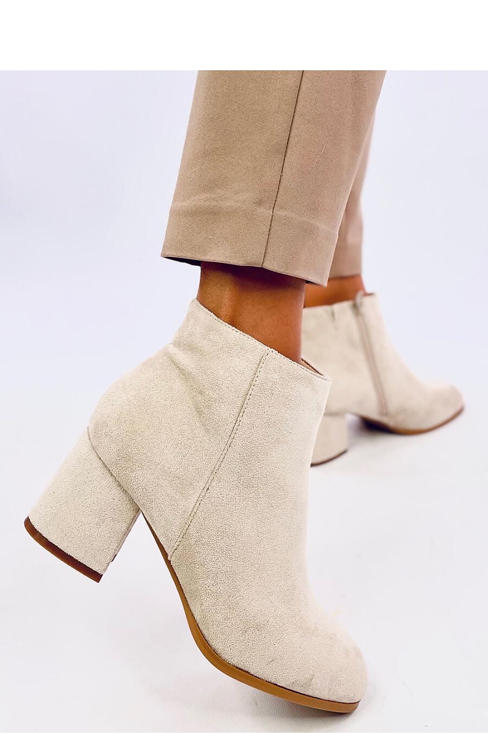 Heeled boots model 200709 Inello