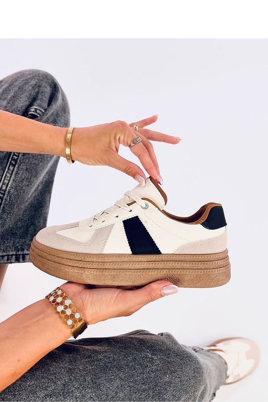 Sports shoes model 200726 Inello