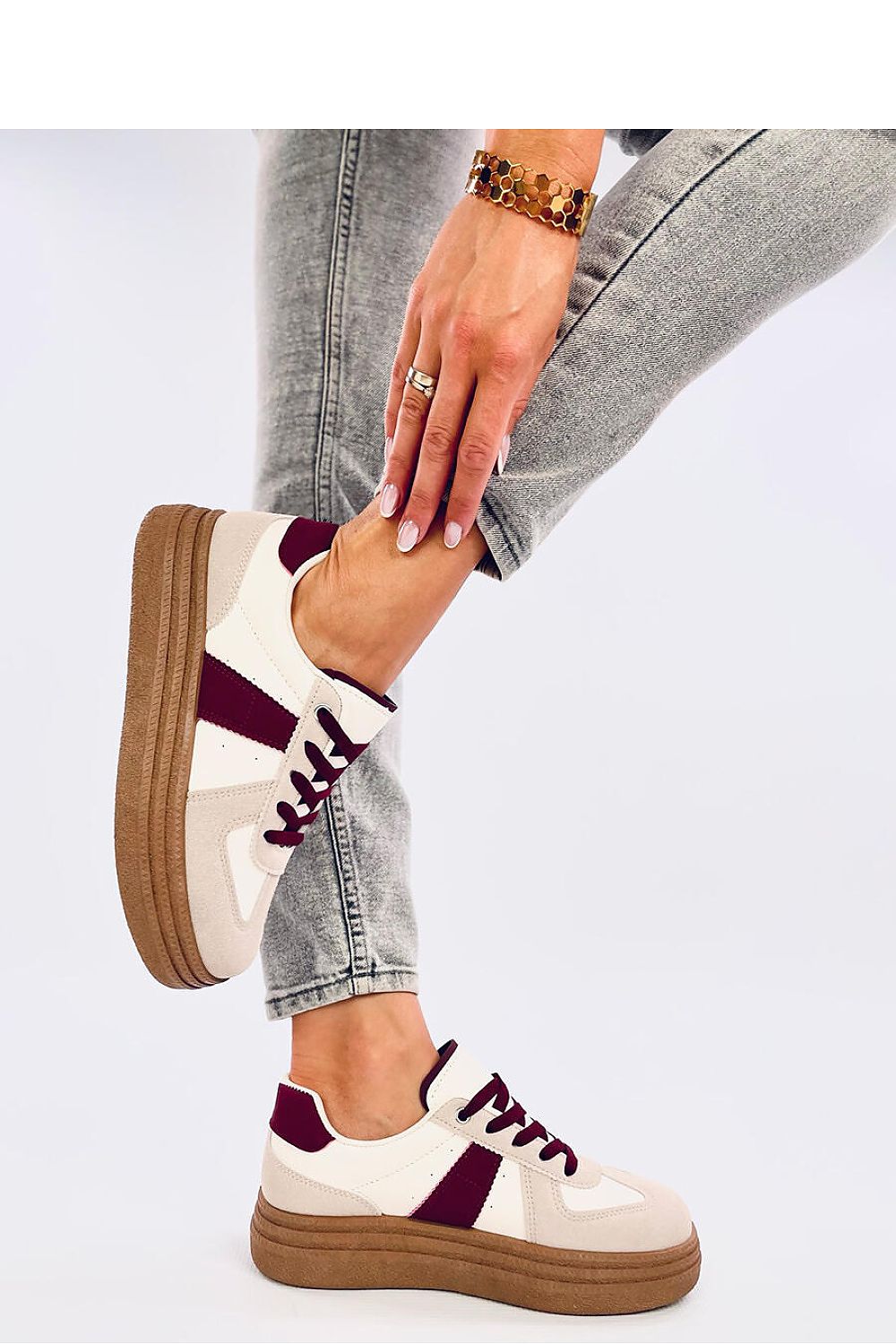 Sports shoes model 200749 Inello