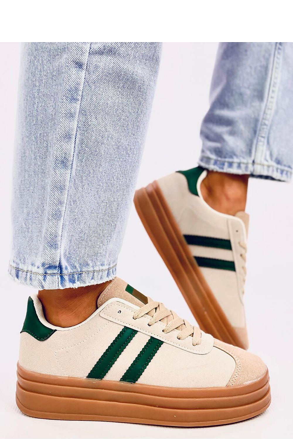 Sports shoes model 200764 Inello