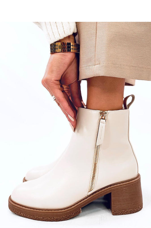 Heeled boots model 201398 Inello