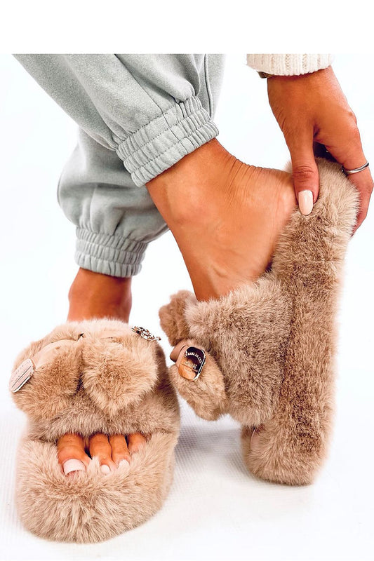 Slippers model 201514 Inello