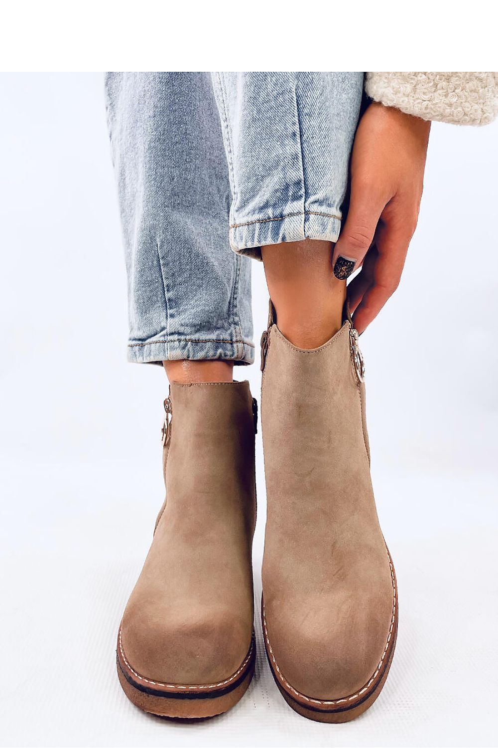 Heeled boots model 201971 Inello