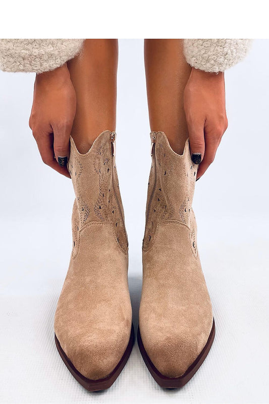 Heeled boots model 202143 Inello