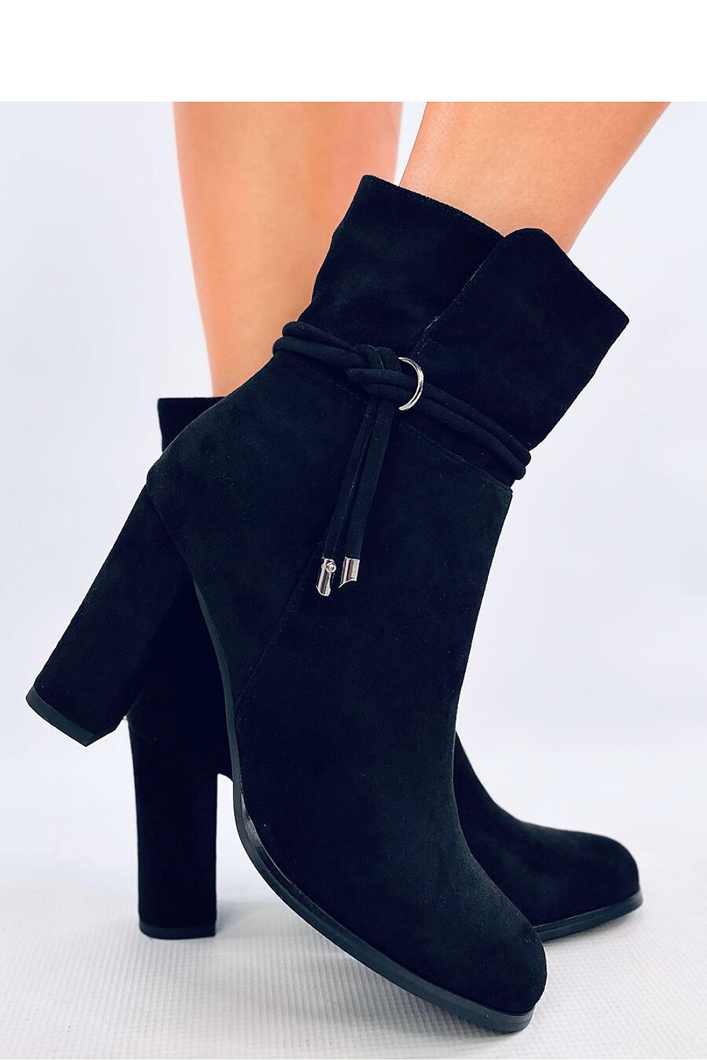 Heeled boots model 202147 Inello