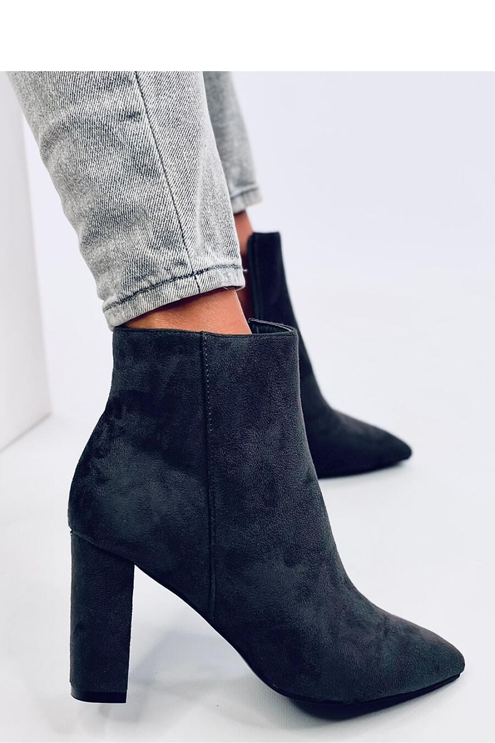 Heeled boots model 203790 Inello