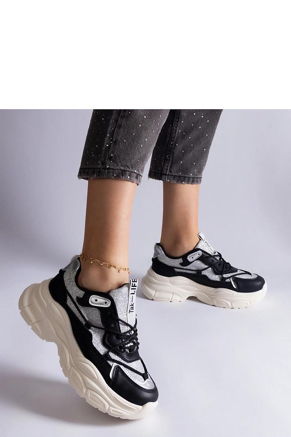  Baskets model 207150 Solea 